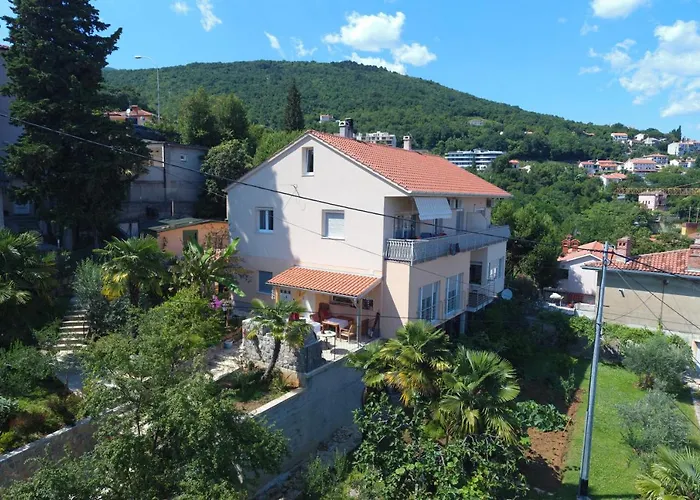 Apartment Almare