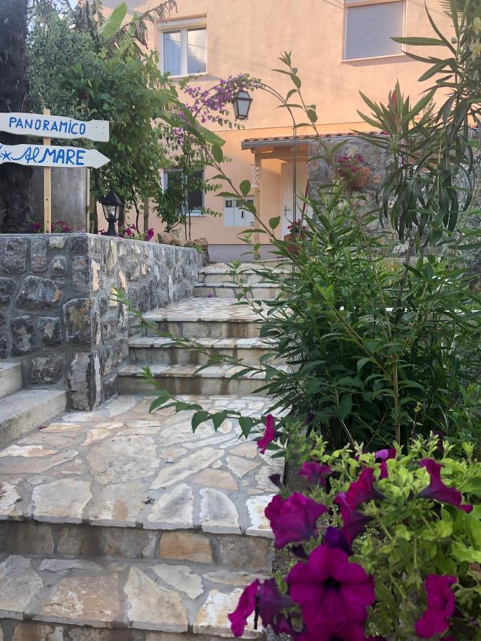 Apartament Almare