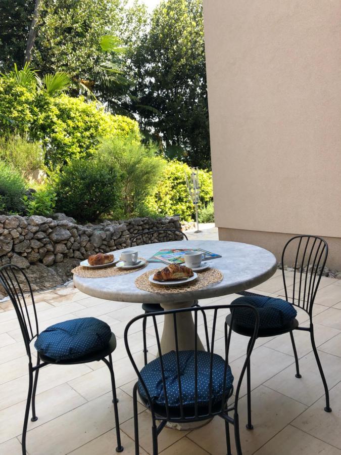 Almare Apartmán *
